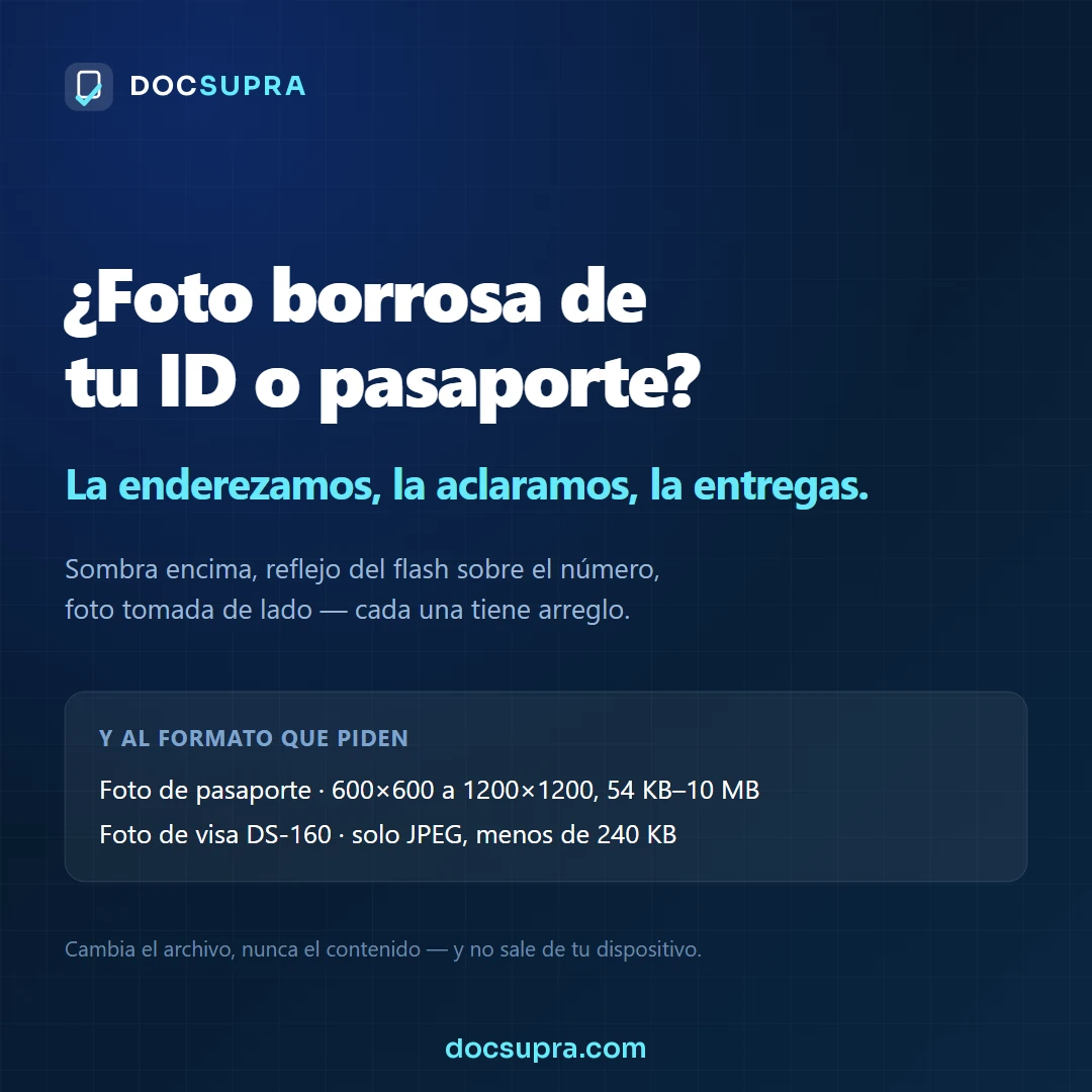 Foto borrosa de una identificacion junto a la misma corregida y legible